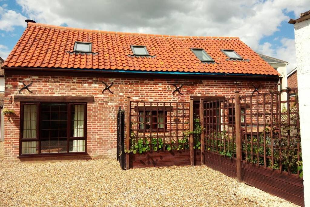Lowlands Cottage Beccles Exterior photo